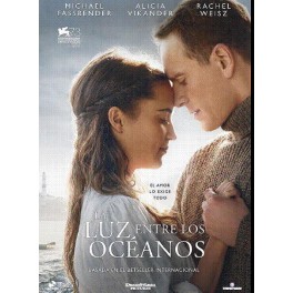 Luz entre los oceanos